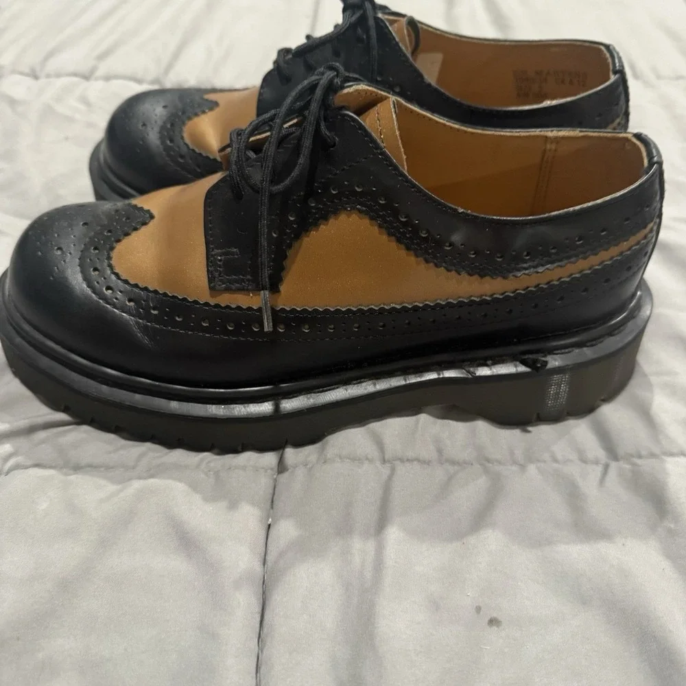 Vintage 90's Dr. Martens Bex 3989 Black‎ Gold Wingtip Brogue Oxfords Y2K Size 5